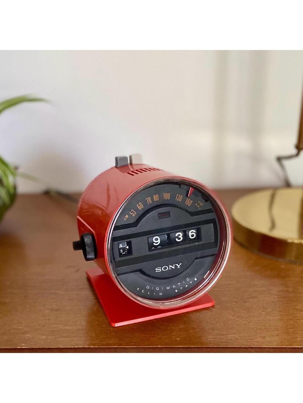 Vintage 1971 Sony Digimatic Clock Radio – Red Speedometer AM‎ Radio Works